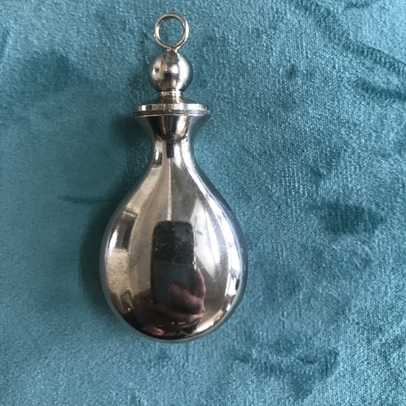 Jewelry - Stainless steel perfume bottle pendant